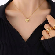Simple Gold Plating Love Heart Pendant Stainless Steel Heart Necklace for Women