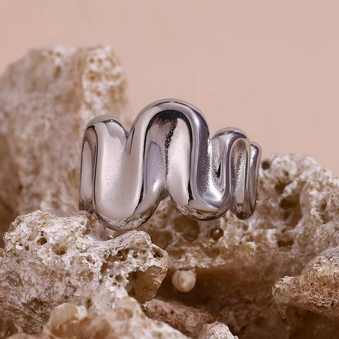 2024 Jewelry Water Wave Signet Ring Gold Plated Jewelry Stainless Steel Statement Rings