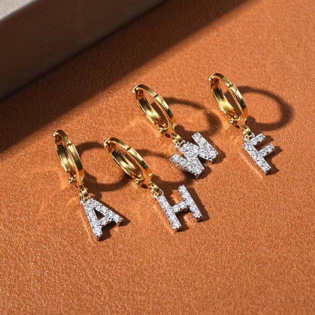 26 English Letters Diamond Earring Personalized Initial Earrings for Girls Brass Plated 18K Real Gold round Ear Clip Jewelry
