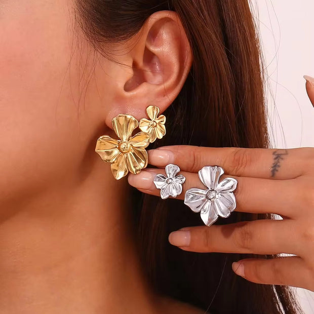 2024 New Arrivals Engraved Flower Earrings Gold Plated Gift for Girls Stainless Steel Stud Earrings