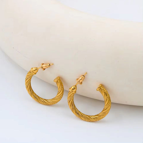 Textured Curved Rope Stainless Steel Hoop Earrings Unique C-Shaped Women'S Stud Ear Jewelry anti Allergic