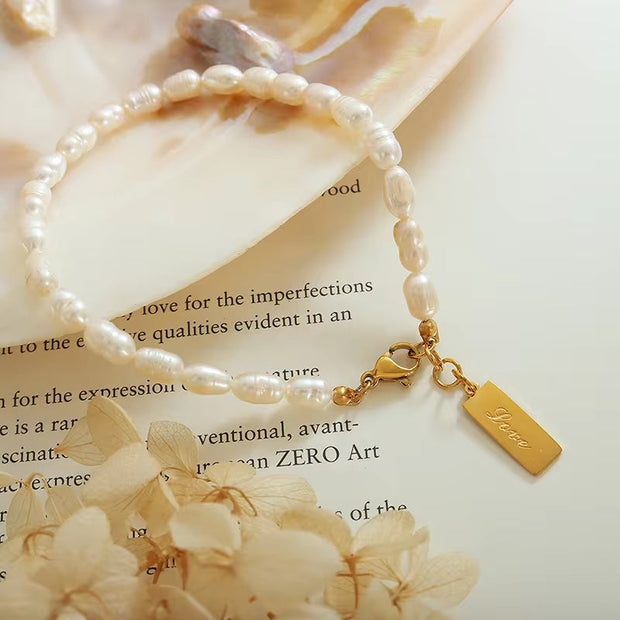 Dainty 18K Gold Plated Stainless Steel Lucky Charm Quality Fresh Water Pearl Jewelry Natural White Freshwater Pearl Bracelet