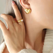 Fashion Jewelry Luxury Cubic Zirconia Stainless Steel 18K Gold Plated Love Heart Stud Earrings Charm Women