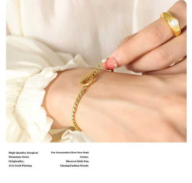 Fashion Jewelry Freshwater Pearl OT Buckle Bracelet Stainless Steel 18K Gold Plated Bracelet Women